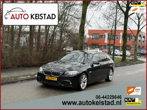 BMW 5-serie Touring 520i M-PAKKET! XENON/LEDER/NAVIGATIE! VELE OPTIES!