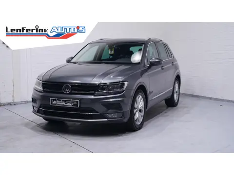 Volkswagen Tiguan 1.5 TSI ACT Highline 1e Eig. NAP Clima Navi Camera Virtual Cockpit Parkeerhulp Led