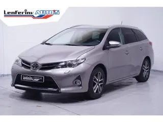 Toyota Auris 1.6 First Edition camera private glas lmv 16" stoelverwarming climate controle  voorsto
