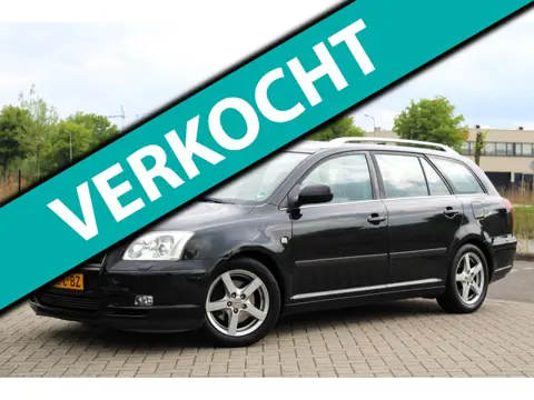 Toyota Avensis Wagon 2.4 VVTi Executive l Airco l PDC