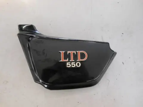 Kawasaki LTD550C Zijkap links zwart