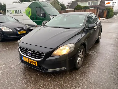 Volvo V40 1.6 D2 Momentum export