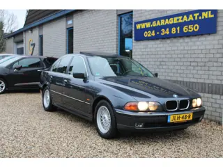 BMW 5 Serie 520i Executive Automaat Youngtimer Leder schuifdak Clima
