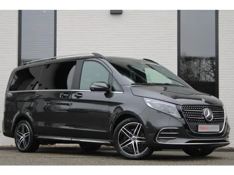 Mercedes-Benz V-Klasse 300d / DC / AMG / Elec Stoelen / 360 Cam / 2x Elec Schuifdeur / Burmester / V