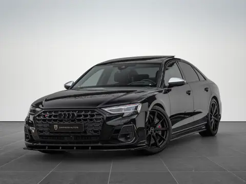 Audi S8 4.0 TFSI 571pk Quattro Keramisch B&O Advanced Nachtzicht RSE Carbon 4-Wielsturing