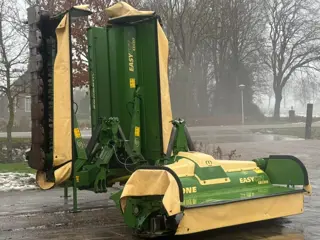 Krone Easycut B 870 CV & 320 CV schijvenmaaier triple maaier