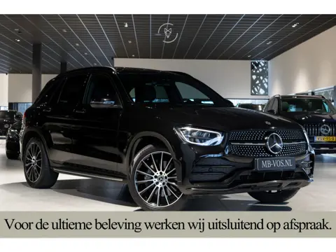 Mercedes-Benz GLC 200 4-M AMG Night|Panorama|20"|Trekhaak|MBUX|Spoorpakket|Sfeerverlichting|Treeplan