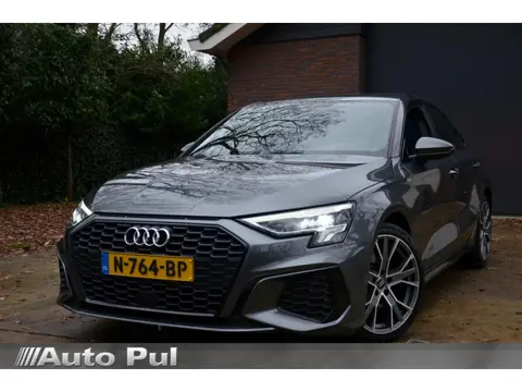 Audi A3 Limousine 35 TFSI S Line edition Automaat/Ecc/Pdc/Virtual-Dashbord/Navi/Adaptive Cr-Controle