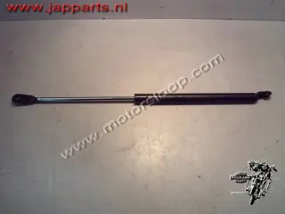 Suzuki AN400 Gasveer