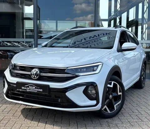 VOLKSWAGEN TAIGO 1.0 TSI R-LINE AIRCO NAVI CARPLAY PDC STOELVERW.