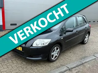 Toyota Auris 1.6-16V Terra