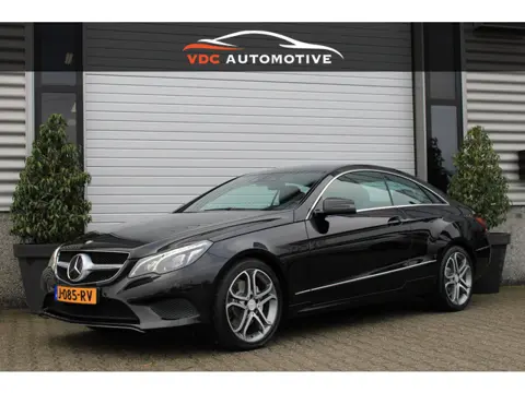Mercedes-Benz E-Klasse Coupé 200 CGI Aut Distronic | Stoelverwarming | Comand | DAB | Spiegelpakket 