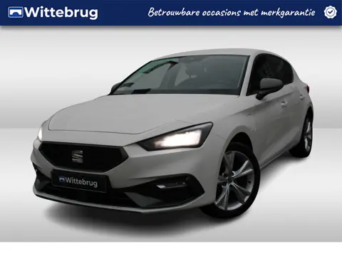 SEAT Leon 1.4 TSI eHybrid 204pk PHEV FR DSG Automaat / Navigatie / LED / Parkeersensoren A / Digital