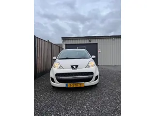 Peugeot 107 1.0-12V Urban Move