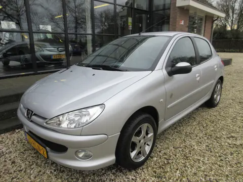 Peugeot 206 1.4 Génération AIRCO (bj 2009)