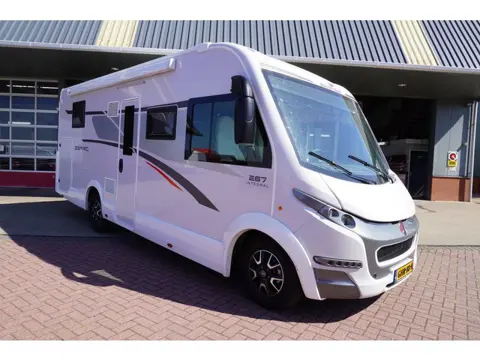 ROLLER TEAM ZEFIRO 267 INTEGRAL CAMPER 180PK EURO 6 Nr. V223 | Dakairco | Zonnepaneel | Luifel