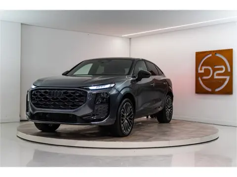 Audi Q3 Sportback e-hybrid 272PK | MY 2026 PER DIRECT LEVERBAAR | Matrix | Pano | Sfeer | HUD | VOL!