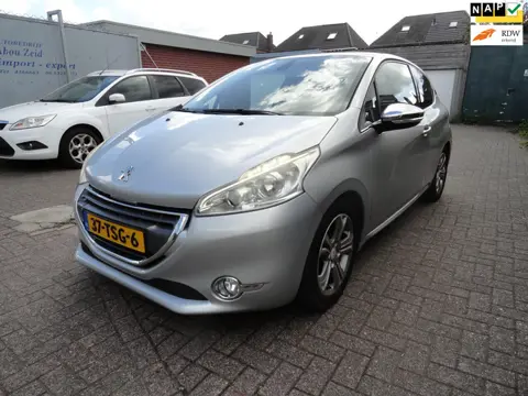 Peugeot 208 1.6 VTi Allure (KM 89396 NAP AIRCO)