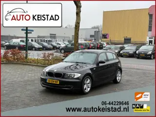 BMW 1-serie 116i AUTOMAAT CLIMA/CRUISE/NAVIGATIE! 1 JAAR APK!