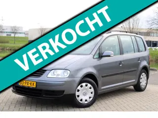 Volkswagen Touran 1.6-16V FSI l AC l Elek Pak l Cruise Contr