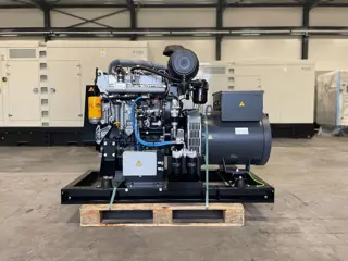 JCB 448TGWA-72 - 80kVA marine genset St-5 - DPX-22002