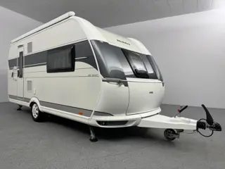 Hobby De Luxe 460 SFF Queensbed Cassetteluifel Mover