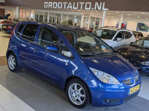 Mitsubishi Colt 1.3 Invite Airco, Stuurbekrachtiging