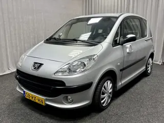 Peugeot 1007 1.4 Gentry | Airco | Boekjes | (bj 2005)