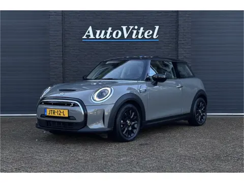 MINI Cooper SE | Panodak | Camera | Comfort Access | Stoelverwarming | Carplay