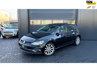 Volkswagen Golf 1.0 TSI Highline Pano|Navi|DAB+
