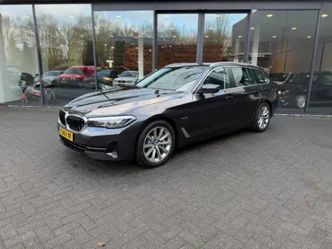 BMW 5-SERIE 530e Business Ed.+,Leer,LED,NaviPro,Stoelverw,