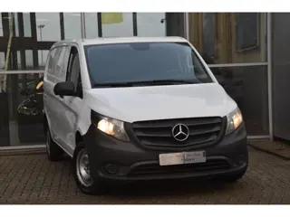 Mercedes-Benz Vito 111 CDI Functional Lang Airco Nav. Cruise Control Trekhaak BTW 1ste Eigenaar