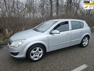Opel Astra 1.8 Business AUTOMAAT