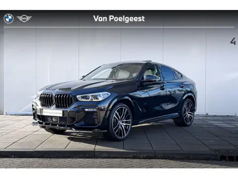 BMW X6 M50i High Executive M-Sport 22 Inch / Adaptief M-Onderstel / Soft Close / Glazen Schuifdak / 