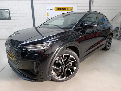 Audi Q4 e-tron 50 quattro Launch edition S Competition 77 kWh Black edition | 4x nieuwe all seasonba
