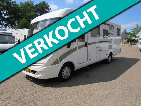Hymer Exsis-i EX 688 Enkelebedden hefbed integraal bj2014