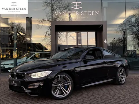BMW M4 4-serie Coupé | 1e eigenaar | NL Auto | BTW Auto | Carbon dak
