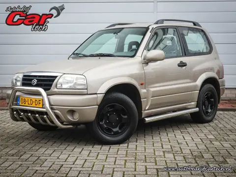 Suzuki Grand Vitara 1.6 Metal Top Wide Body | Audio | Elektrische ramen | Centrale vergrendeling |