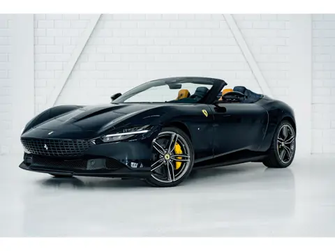 Ferrari Roma Spider 3.9 V8 *Blu Pozzi* | Passenger Display | Ferrari Shields |