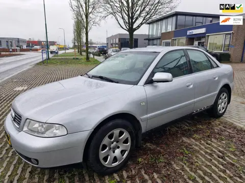 Audi A4 Limousine 1.8 5V Advance Automaat Bj.2000 Kmst.346804 met APK tot 08-02-2026