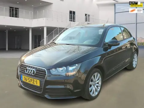Audi A1 1.2 TFSI Connect / AUTO RIJDT GOED
