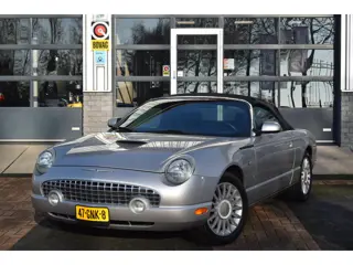 Ford Thunderbird 126.200 Km !!
