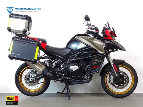 QJ Motor SRT 800 SX Touring