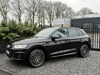 Audi Q5 50 TFSIe Quattro Sport Navi|Leer|Camera|ACC Zwart