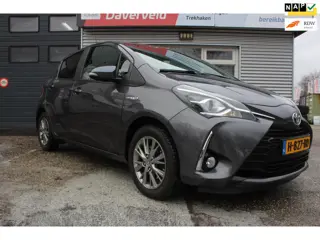 Toyota Yaris 1.5 Hybrid Dynamic Automaat, 5deurs, navigatie, cruise-control, camera, led, trekhaak, 
