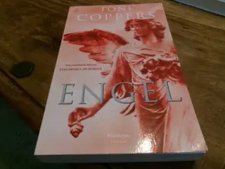 Toni Coppers : Engel
