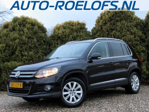 Volkswagen Tiguan 1.4 TSI Sport&Style*Navi*Cruise*Pdc*