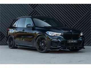 BMW X5 xDrive45e M-Sport ACC Pano Massage Mzetel Achteras.Skylounge Softcl. Kristal Sfeer