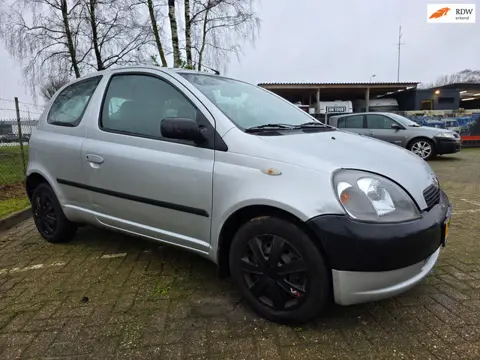 Toyota Yaris 1.0-16V VVT-i YORIN *apk12-2026*