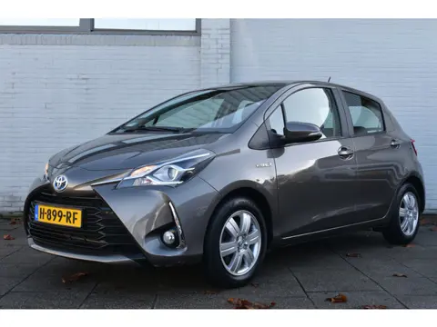 Toyota Yaris 1.5 Hybrid Design Sport Limited Automaat 100pk | Achteruitrijcamera | Regensensor | Blu